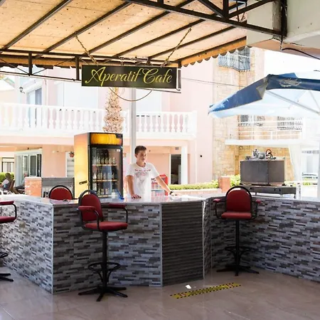 Holiday Hotel Hotel *