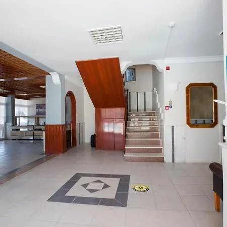 Holiday Hotel Hotel Kusadası