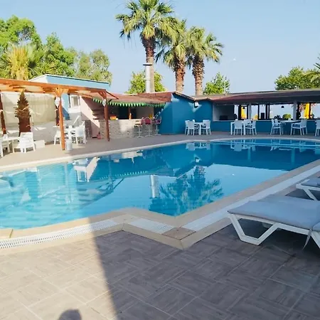 Holiday Hotel Kusadası