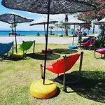 호텔 Holiday Hotel 쿠사다시