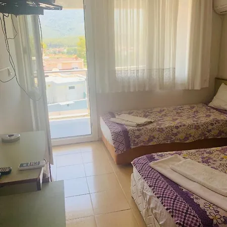 Holiday Hotel